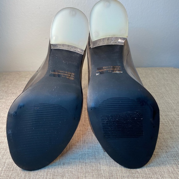 Qupid Clear Plastic/Lucite Booties - Picture 5 of 7